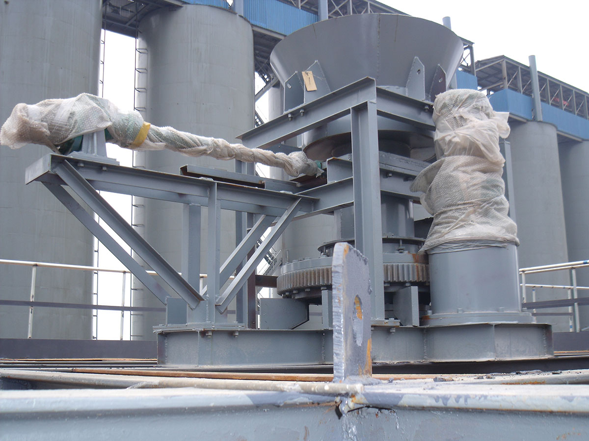 重型石灰窑平面布料器供应